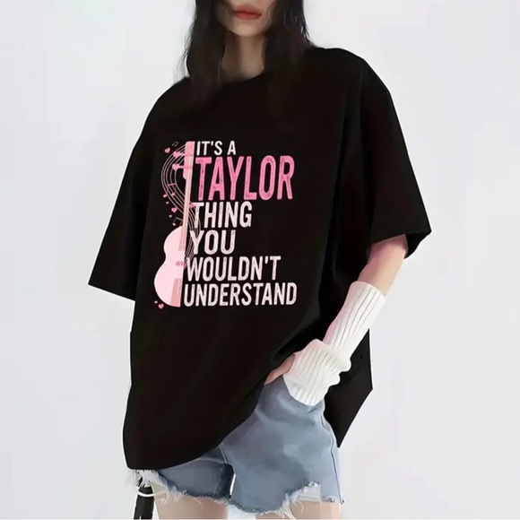 Taylor Taylor.Swift T-shirt - Picture 5 of 5